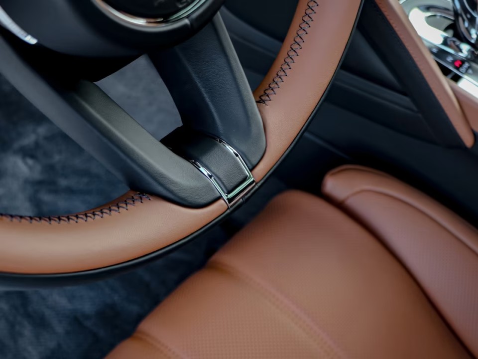 Bentley Bentayga - foto 19