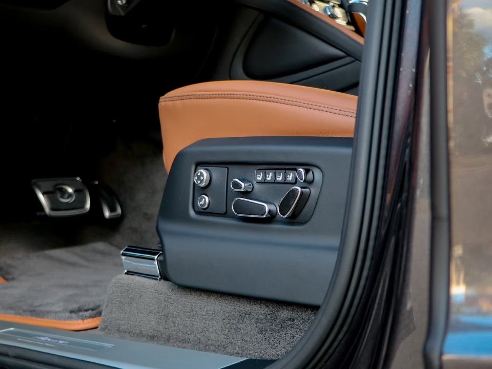 Bentley Bentayga - foto 21