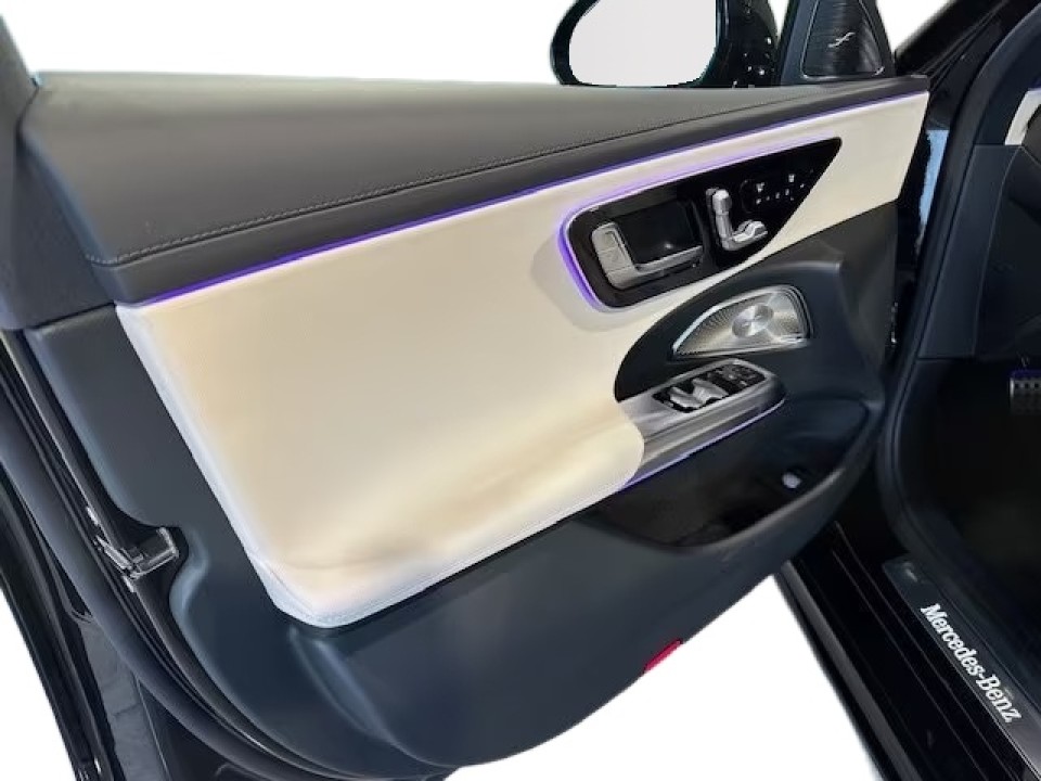 Mercedes-Benz E 200 AMG - foto 11