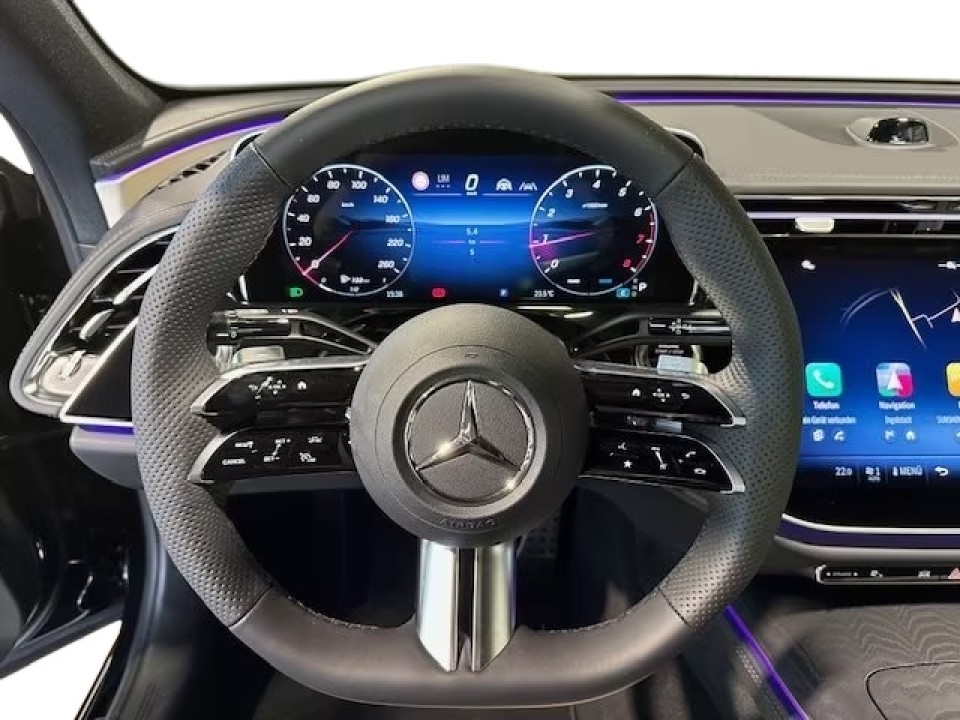 Mercedes-Benz E 200 AMG - foto 8