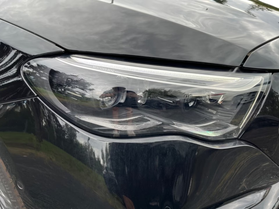 Mercedes-Benz E 200 AMG - foto 25