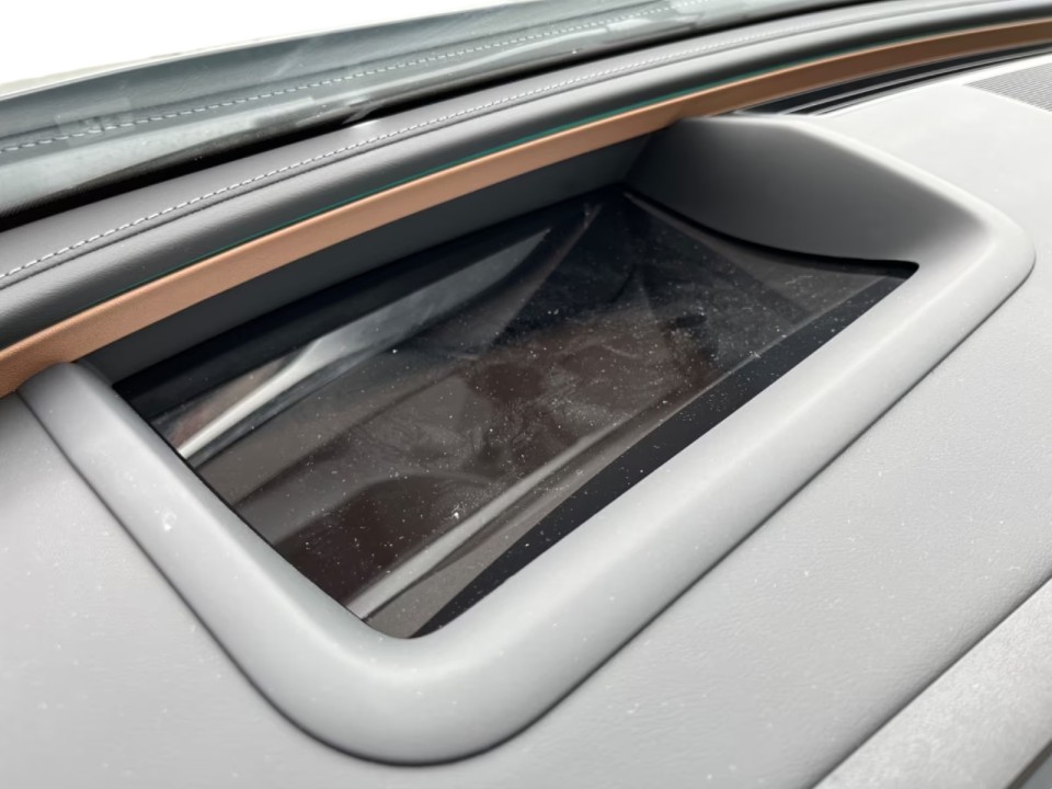 Mercedes-Benz E 200 AMG - foto 22