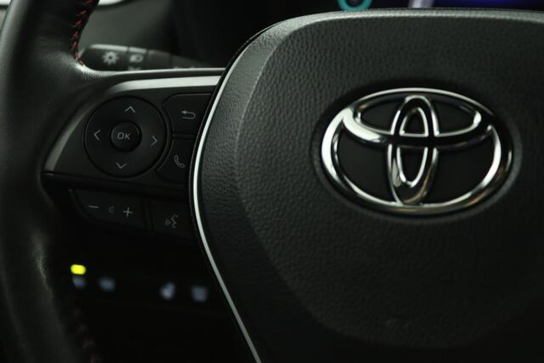 Toyota RAV4 - foto 15