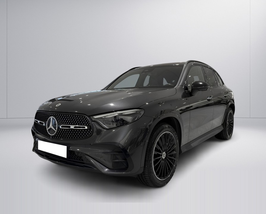 Mercedes-Benz GLC 300e 4MATIC AMG (4)