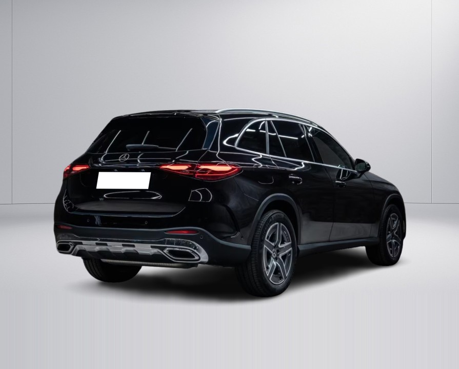 Mercedes-Benz GLC 200 4MATIC AIR (2)