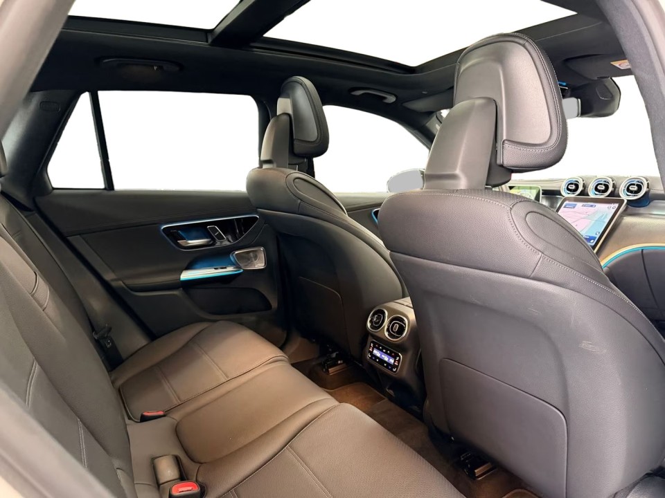 Mercedes-Benz GLC 200 4MATIC AMG - foto 14