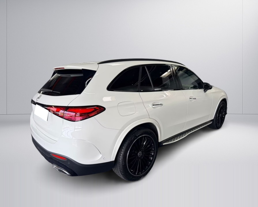 Mercedes-Benz GLC 200 4MATIC AMG (4)