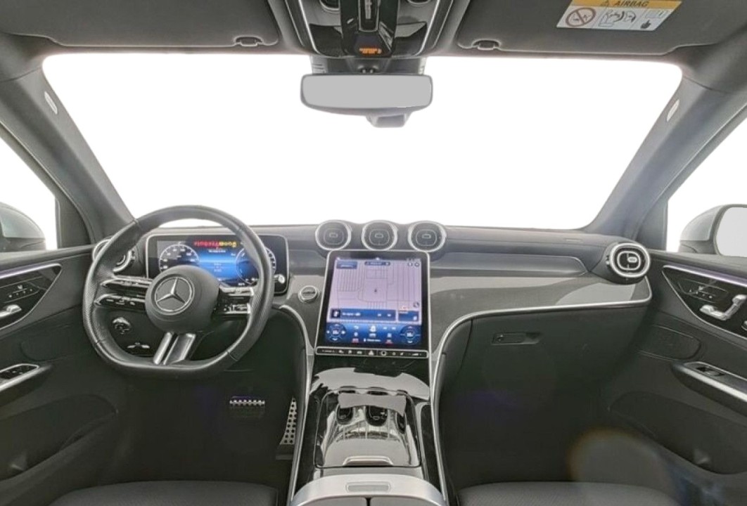 Mercedes-Benz GLC 300e 4MATIC - foto 7