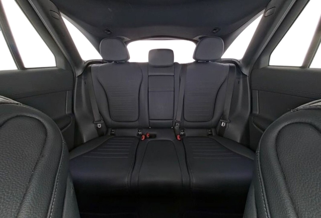 Mercedes-Benz GLC 300e 4MATIC - foto 12