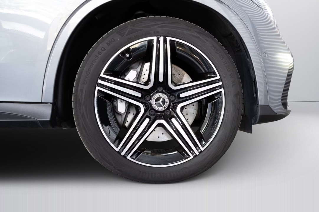 Mercedes-Benz GLC 200 4MATIC AMG - foto 11