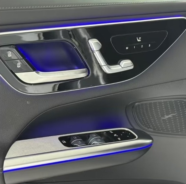 Mercedes-Benz GLC 200 4MATIC AMG - foto 16