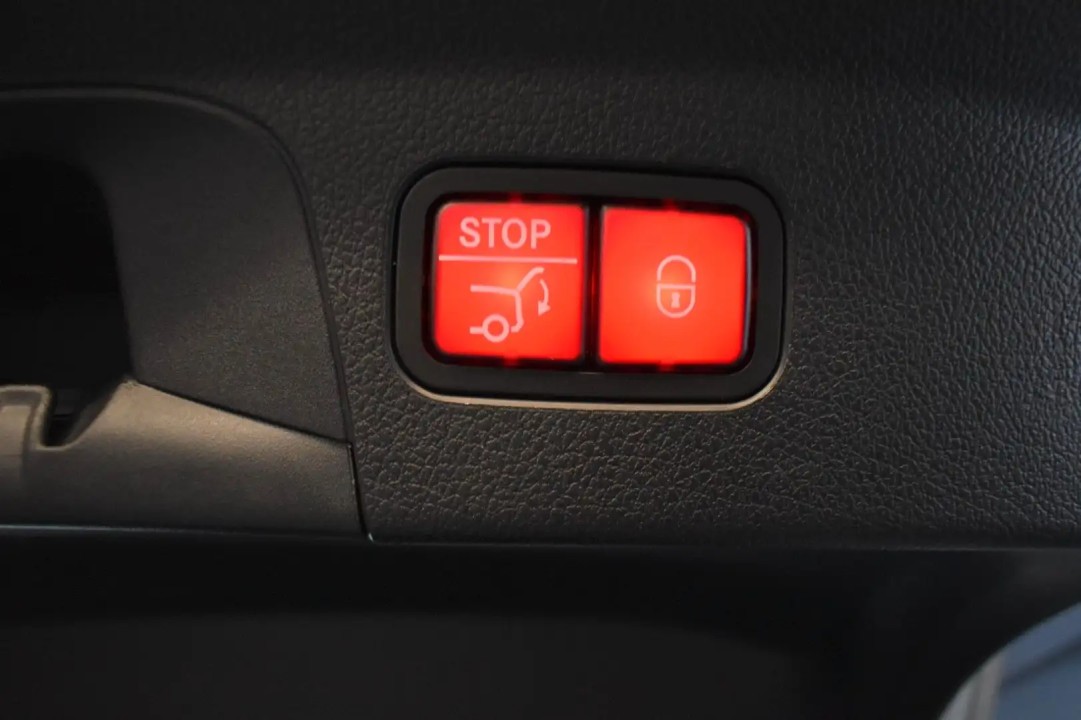 Mercedes-Benz GLE Coupé 350e 4MATIC AMG - foto 17