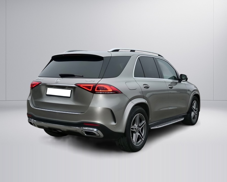 Mercedes-Benz GLE 350de 4MATIC (2)