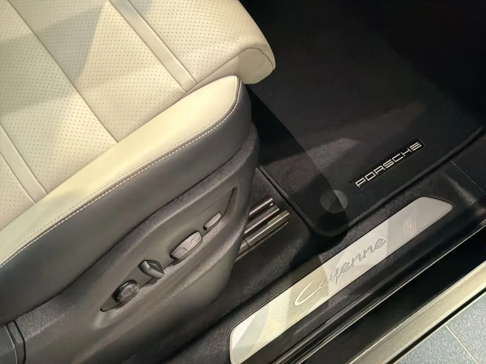 Porsche Cayenne E-Hybrid - foto 24