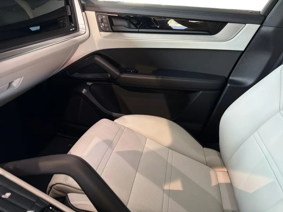 Porsche Cayenne E-Hybrid - foto 17