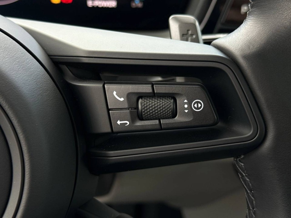 Porsche Cayenne E-Hybrid - foto 12