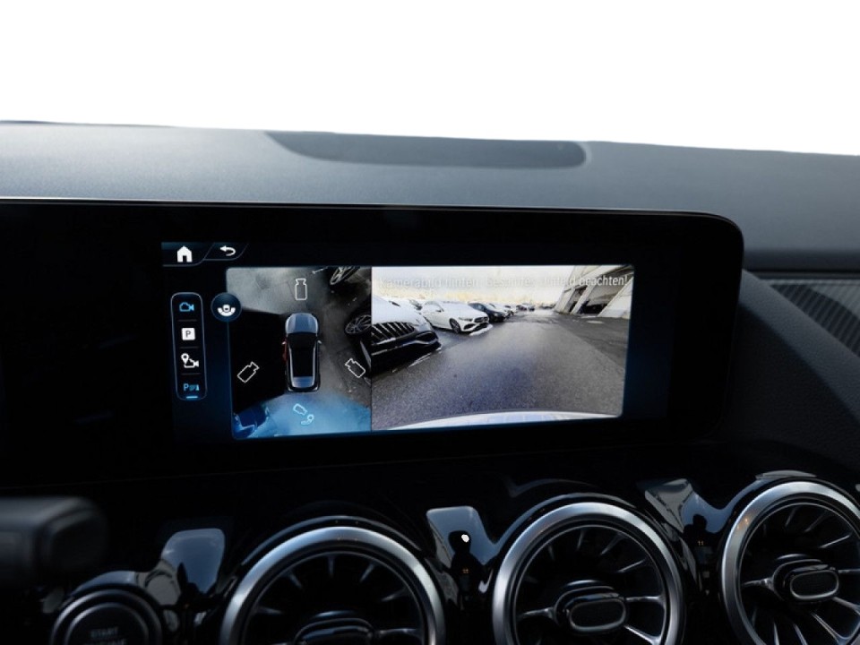 Mercedes-Benz GLA 220d 4MATIC AMG Line - foto 19