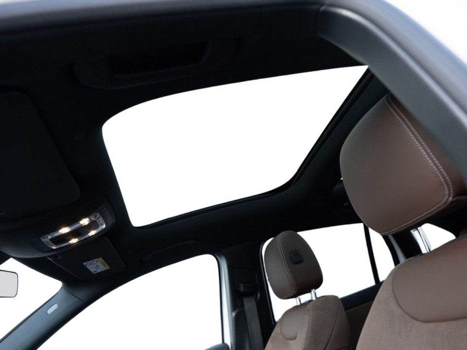 Mercedes-Benz GLA 220d 4MATIC AMG Line - foto 23