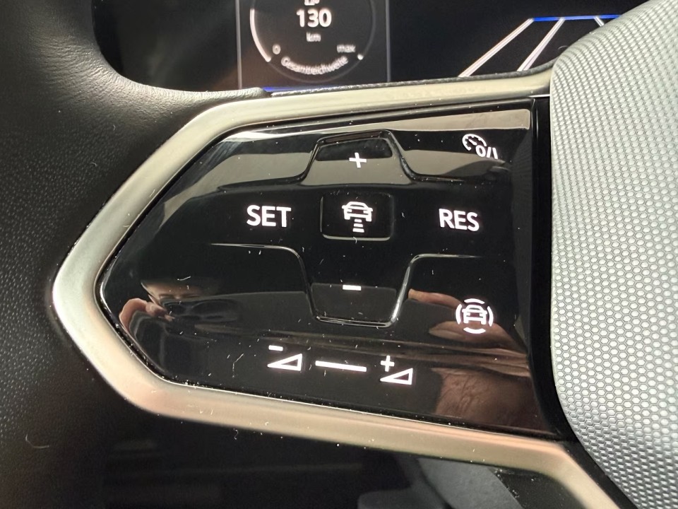 Volkswagen Touareg V6 TSI eHybrid Elegance - foto 18