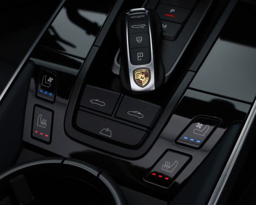 Porsche 911 Turbo S - foto 21