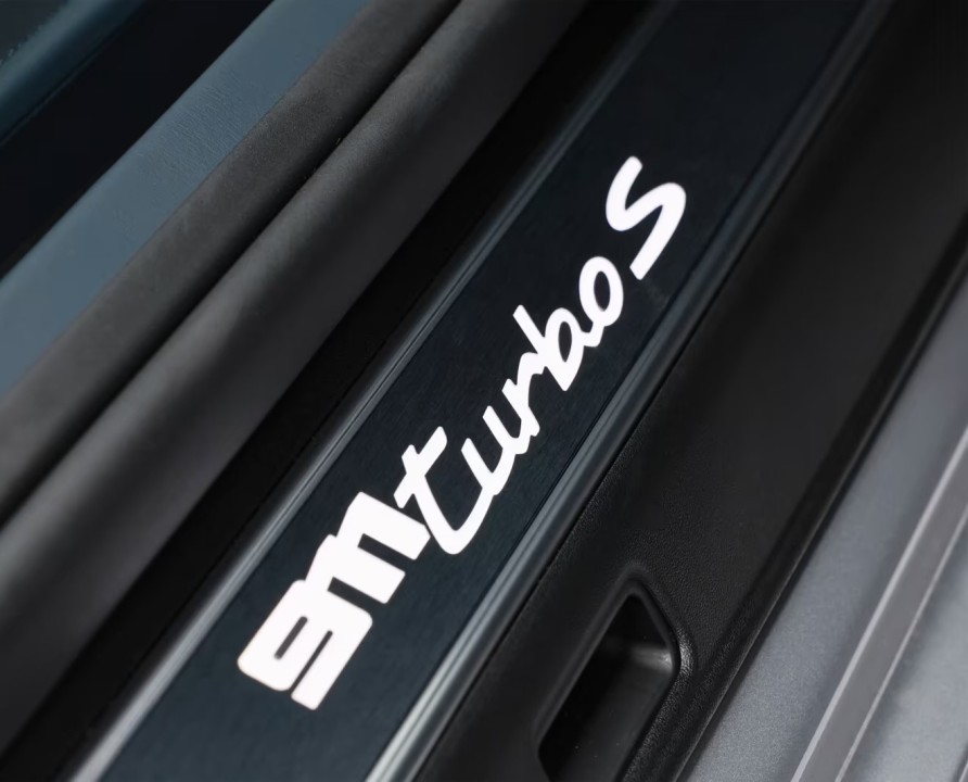 Porsche 911 Turbo S - foto 27