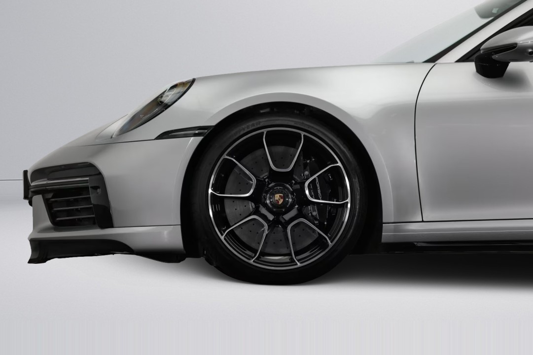 Porsche 911 Turbo S - foto 32