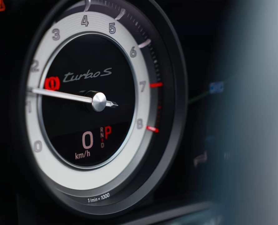 Porsche 911 Turbo S - foto 16