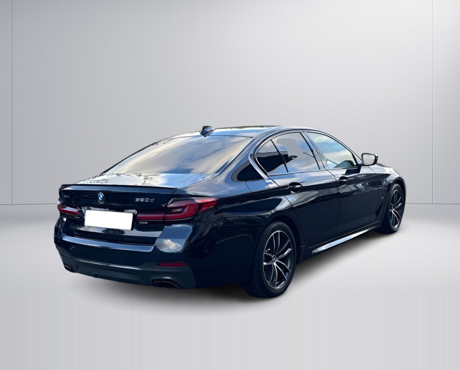 BMW Seria 5 520d xDrive (3)