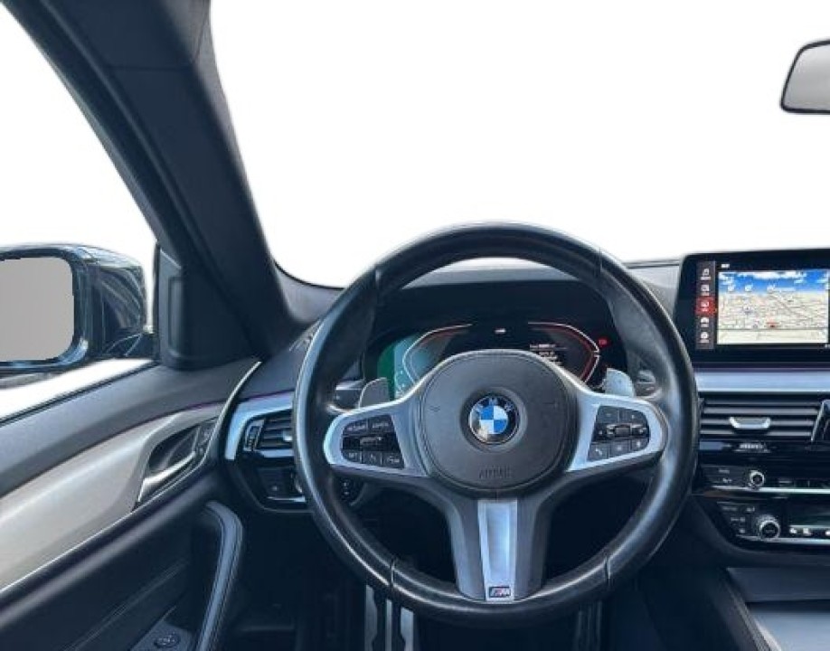 BMW Seria 5 520d xDrive - foto 11