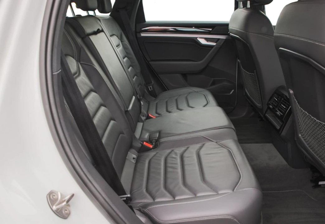 Volkswagen Touareg TDI 4Motion R-Line (4)