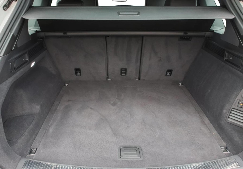 Volkswagen Touareg TDI 4Motion R-Line - foto 8