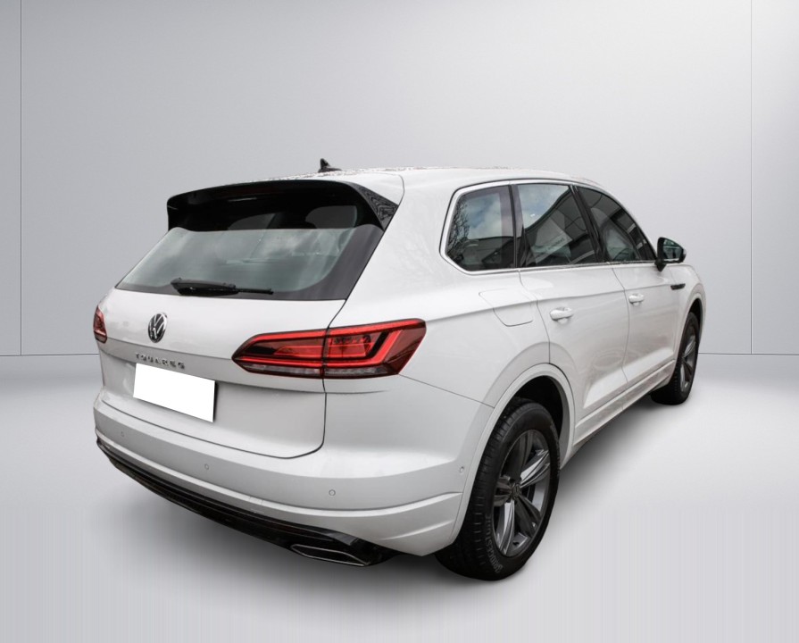 Volkswagen Touareg TDI 4Motion R-Line (2)