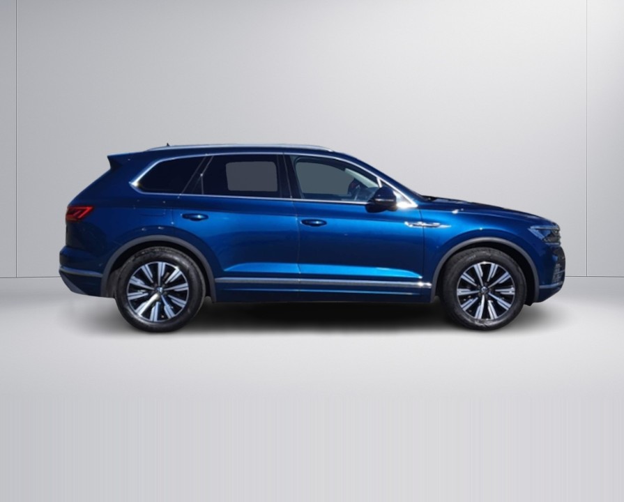Volkswagen Touareg Elegance (2)