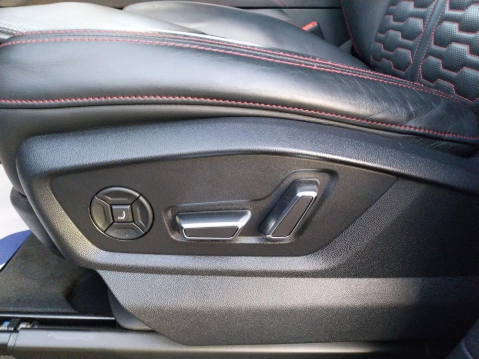 Audi RS Q8 TFSI Quattro Tiptronic - foto 13