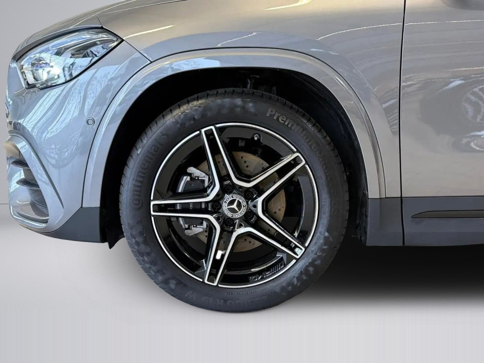 Mercedes-Benz GLA 220d 4MATIC AMG - foto 28