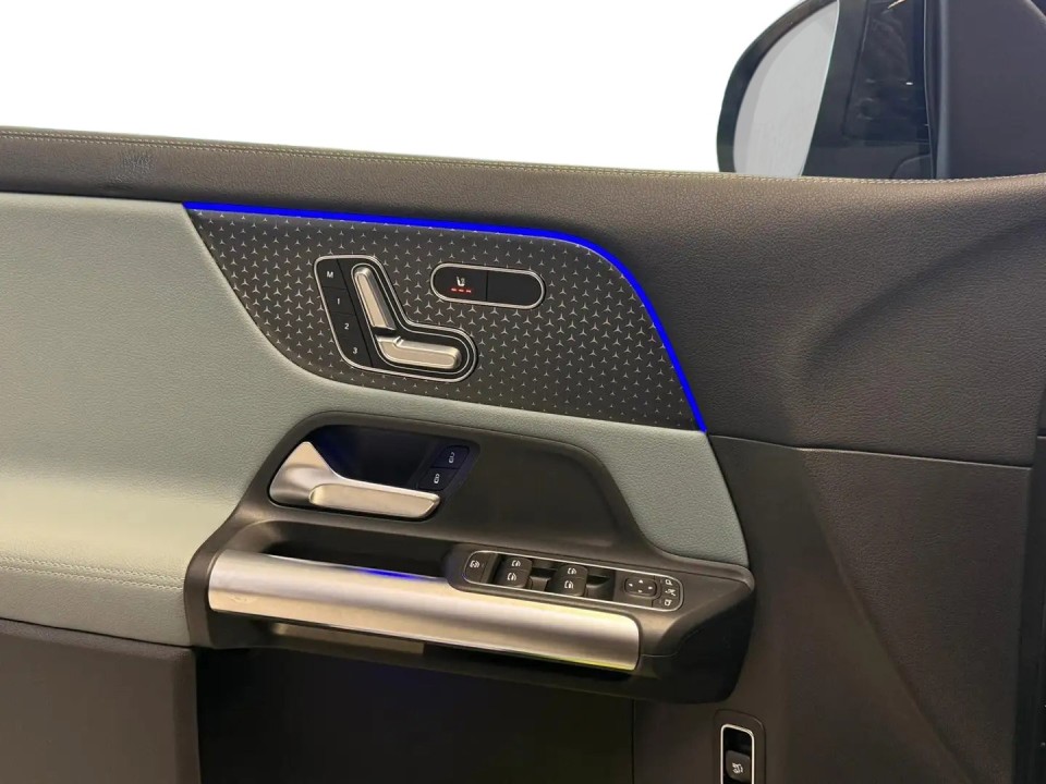 Mercedes-Benz GLA 220d 4MATIC AMG - foto 18