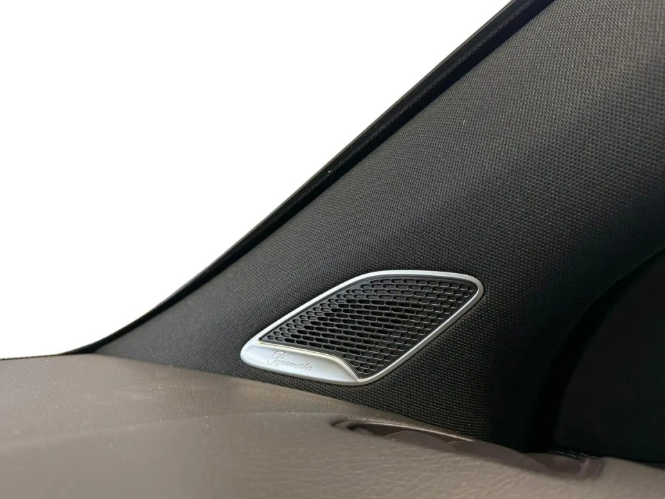 Mercedes-Benz GLA 220d 4MATIC AMG - foto 17