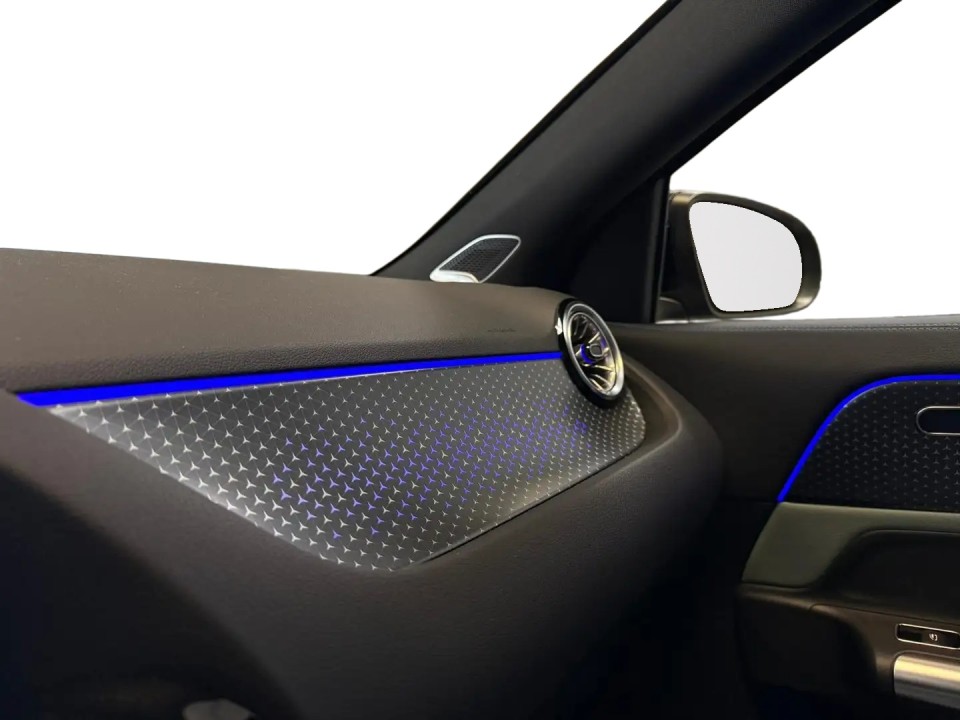 Mercedes-Benz GLA 220d 4MATIC AMG - foto 16