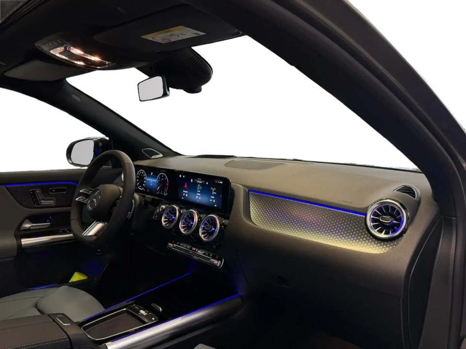 Mercedes-Benz GLA 220d 4MATIC AMG - foto 11