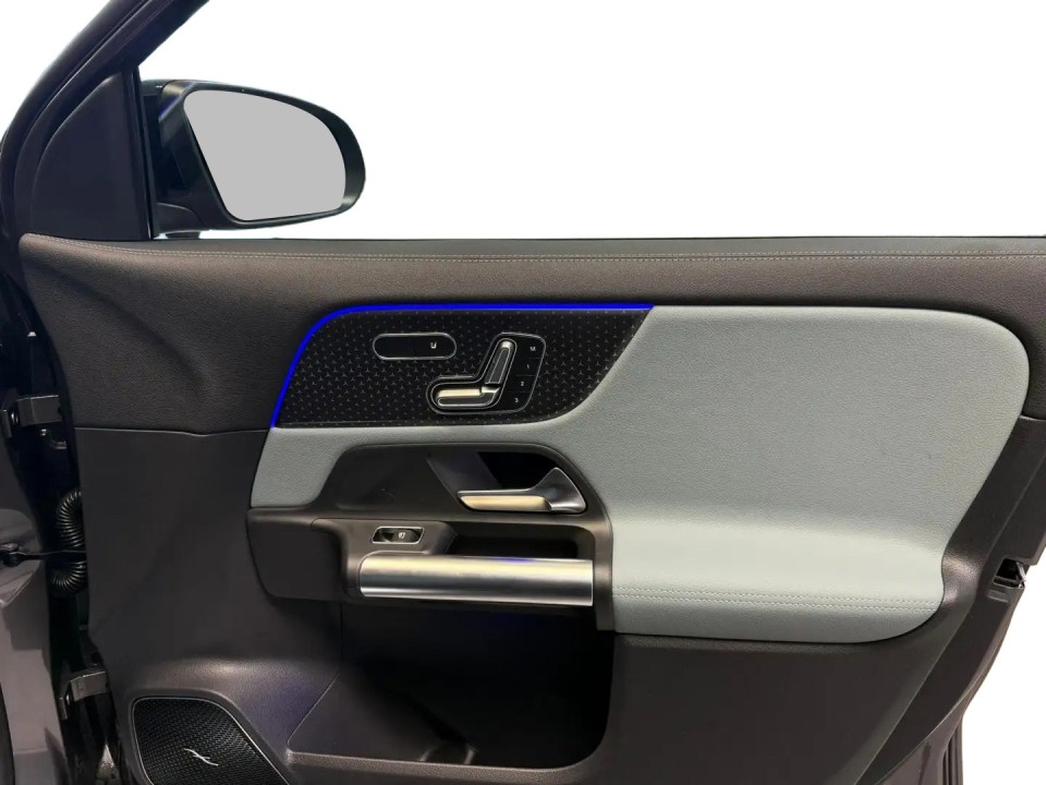 Mercedes-Benz GLA 220d 4MATIC AMG - foto 20