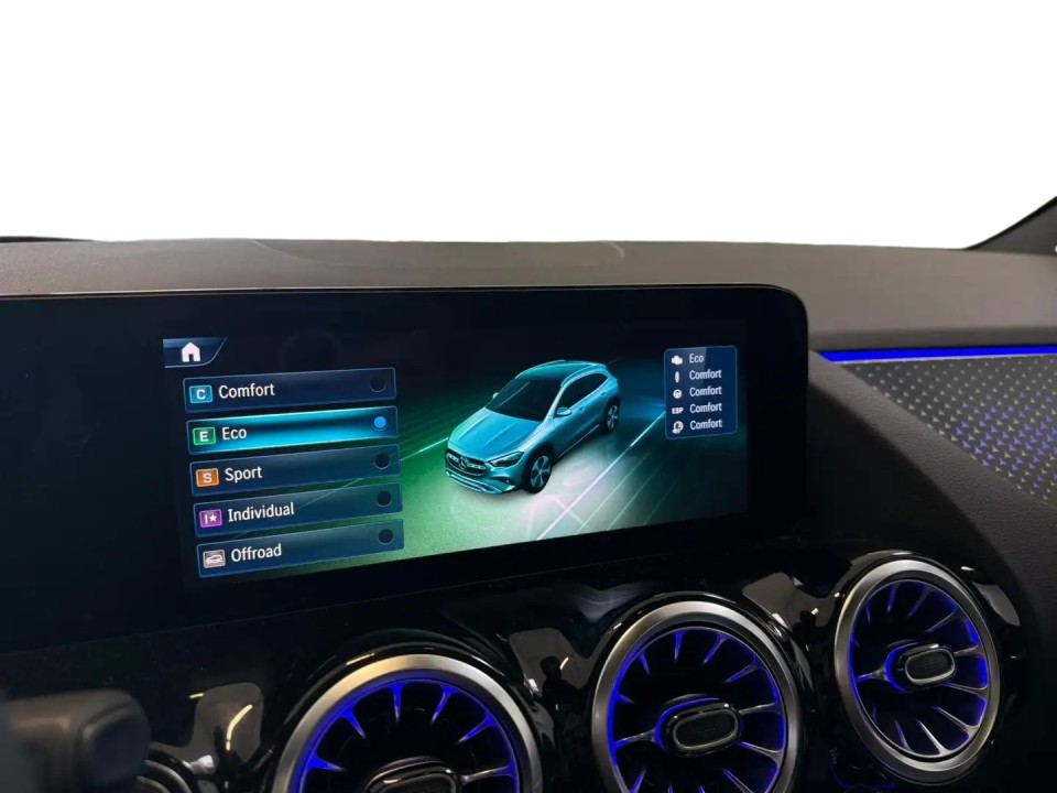 Mercedes-Benz GLA 220d 4MATIC AMG - foto 23