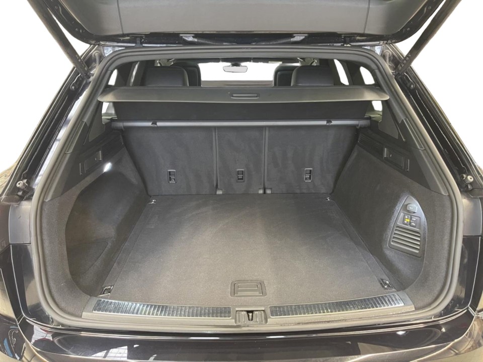 Volkswagen Touareg R-Line 4Motion - foto 23