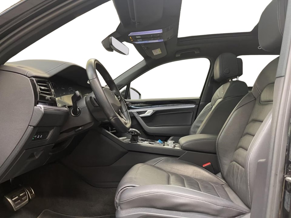 Volkswagen Touareg R-Line 4Motion - foto 16