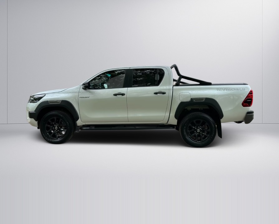 Toyota Hilux Invincible - foto 9