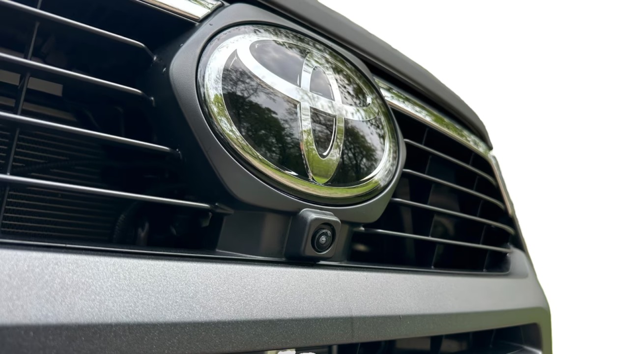 Toyota Hilux Invincible - foto 24