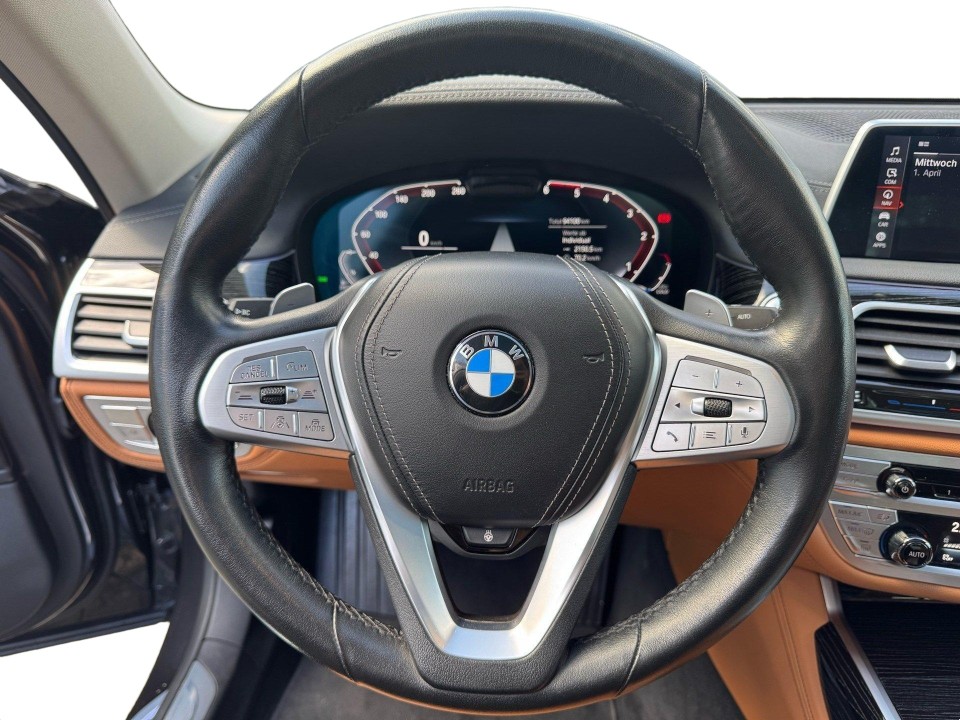 BMW Seria 7 xDrive740d - foto 7