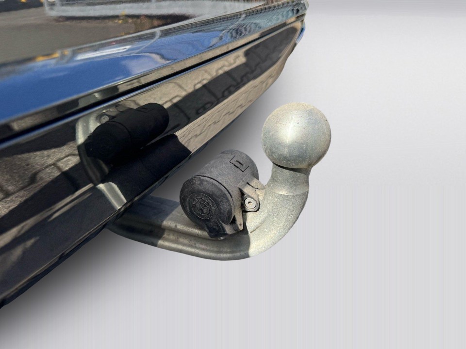 BMW Seria 7 xDrive740d - foto 23