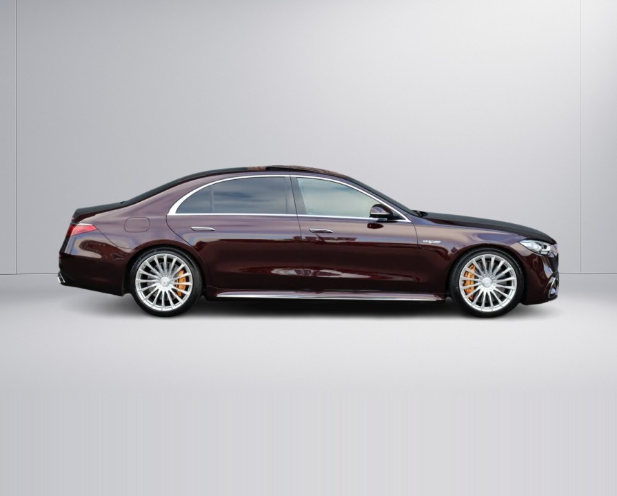 Mercedes-Benz S 63 AMG (2)