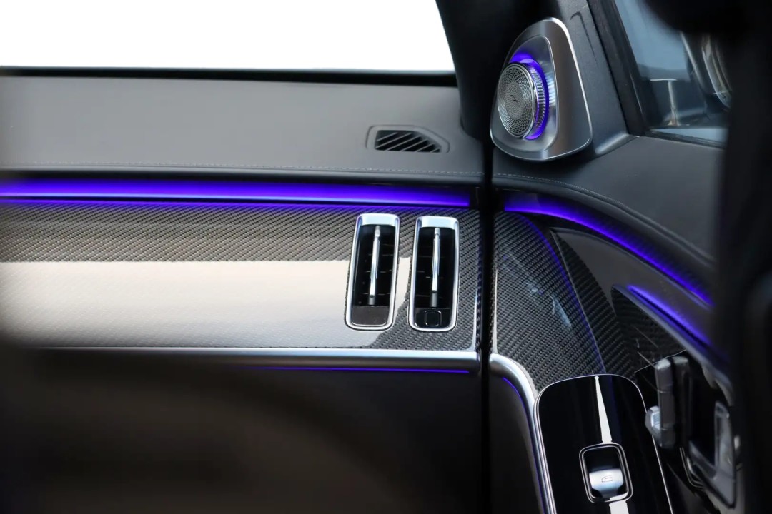 Mercedes-Benz S 63 AMG - foto 30