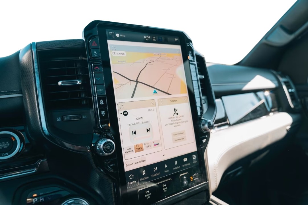 Dodge RAM 1500 Limited Night - foto 8